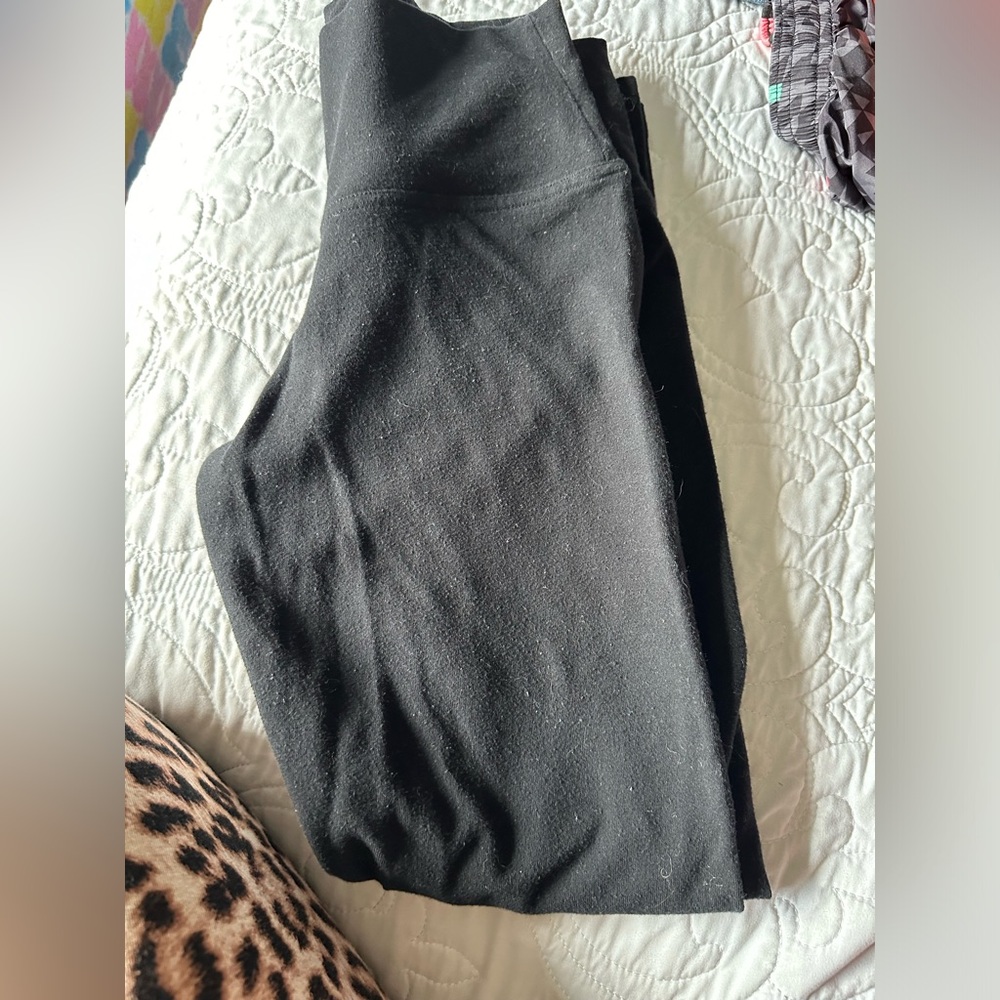 Old navy cropped active wear pants